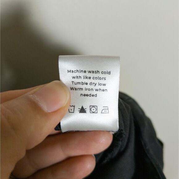 VETTA The Every Day Pant Black Tencel Edgy Capsule Pockets Pleated Women's 6 - Picture 5 of 5